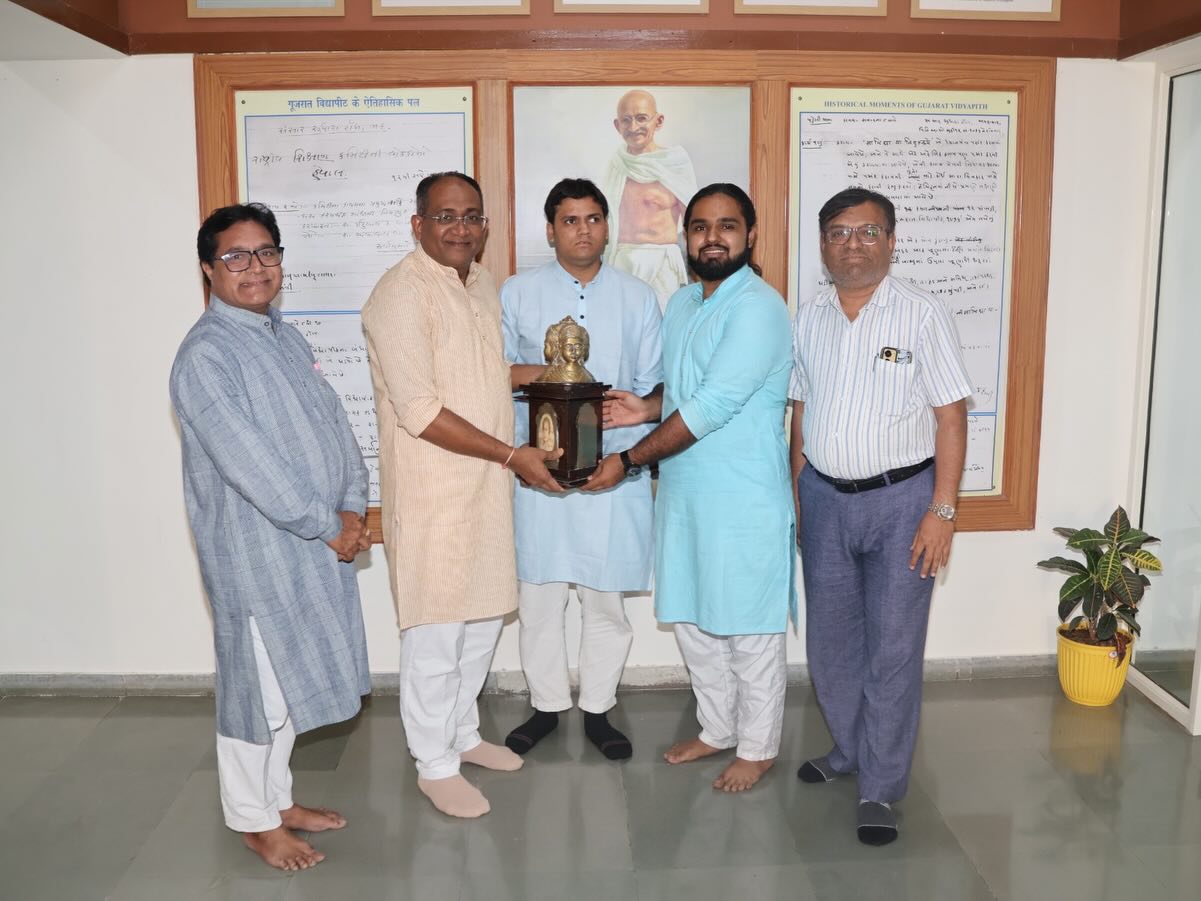 Sharp Words, Strong Ideas Gujarat Vidyapith Students Win Silver Trophy at Speech Contest