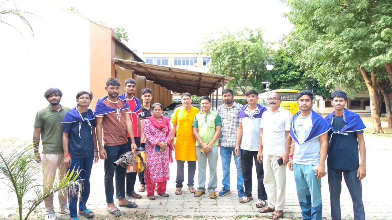 NSS volunteers lead a dengue & malaria prevention drive at Sadra Campus. | 10/09/2026