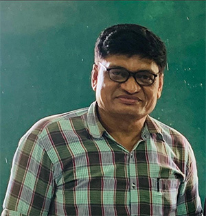 Dr. Prayatkar Kanadiya
